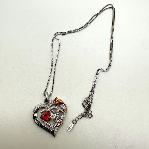 NIB Sterling silver, possibly gold plated, heart necklace with cz diamonds! - Picture 1 of 15